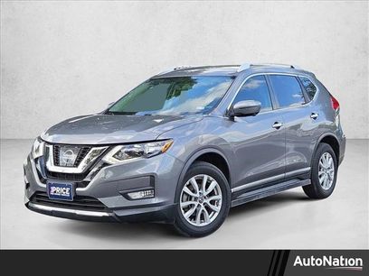 Used 2017 Nissan Rogue SV w/ SV Premium Package