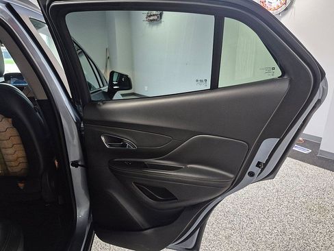 Used 2013 Buick Encore Convenience FWD image 4