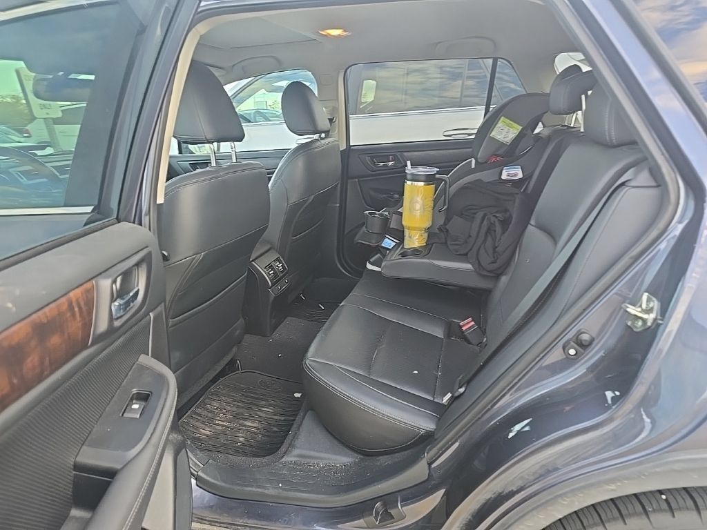 Used 2015 Subaru Outback 2.5i Limited AWD/4WD image 13