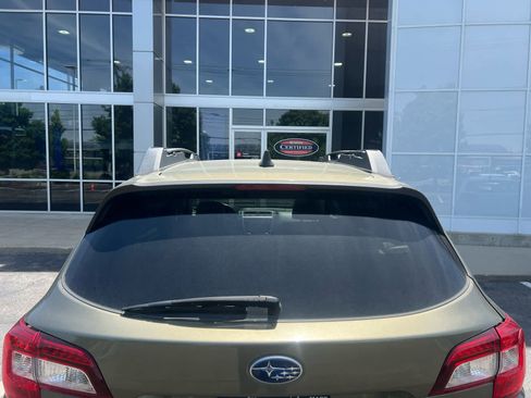 Used 2019 Subaru Outback 2.5i Premium AWD/4WD image 9