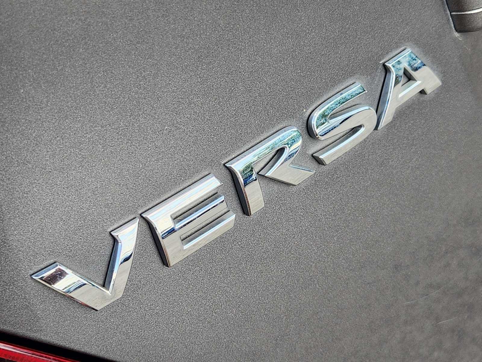 Used 2016 Nissan Versa S Plus FWD image 11