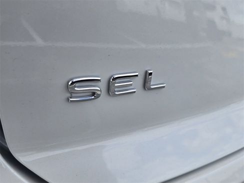 New 2026 Volkswagen Atlas Cross Sport SEL Premium R-Line image 5