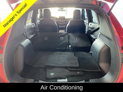 Used 2025 Ford Escape ST-Line AWD/4WD image 10
