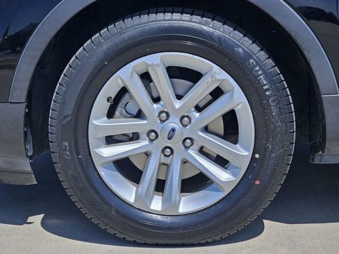 Used 2016 Ford Explorer FWD image 12