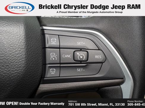 New 2025 Jeep Grand Cherokee Limited w/ Luxury Tech Group II image 32