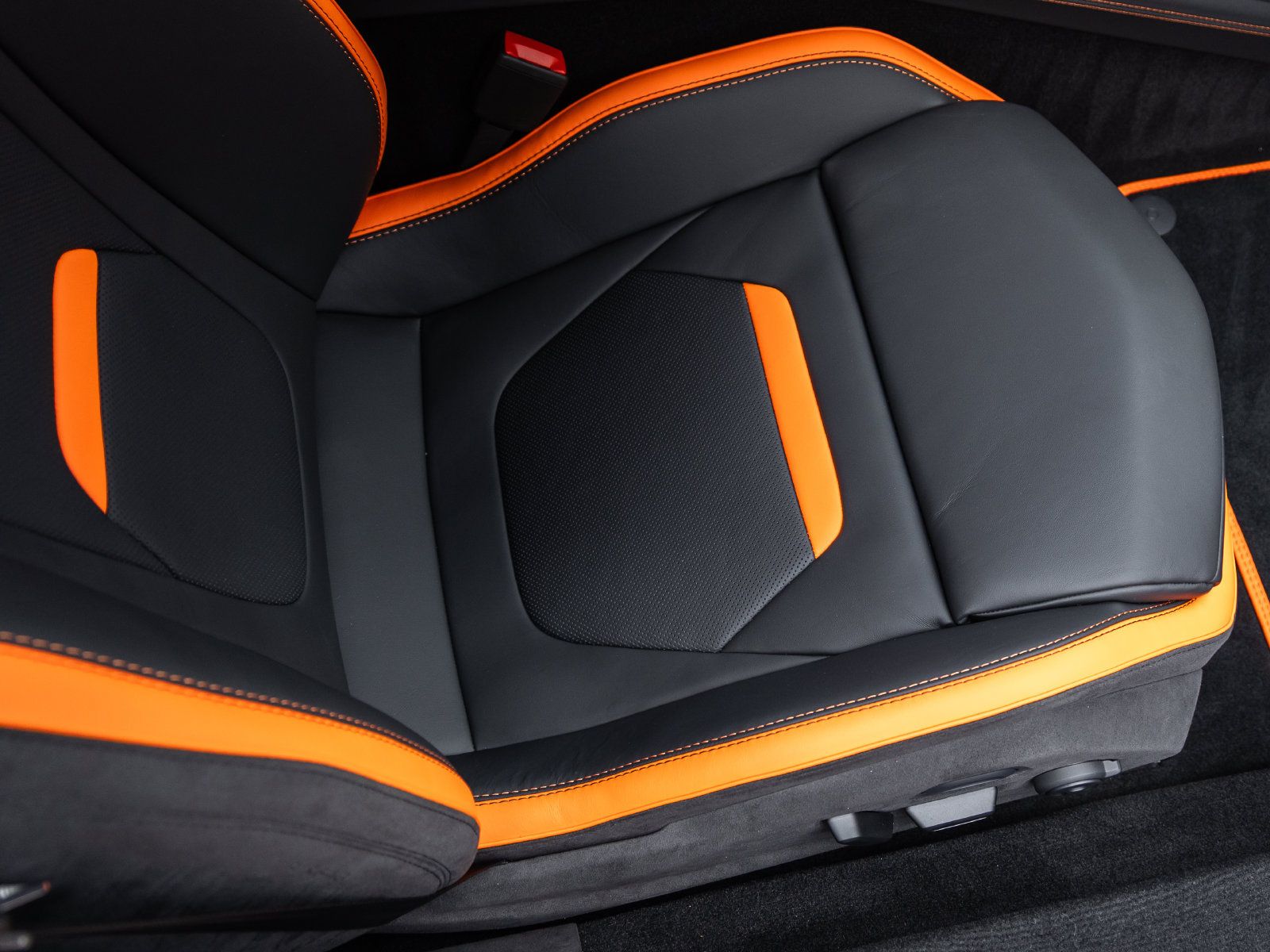 Used 2026 Lamborghini Temerario AWD/4WD image 48