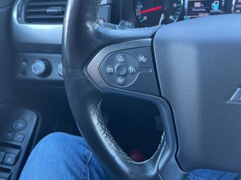 Used 2018 Chevrolet Suburban LT image 34