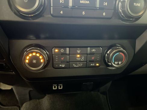 Used 2020 Ford F150 XLT w/ Equipment Group 302A Luxury AWD/4WD image 16