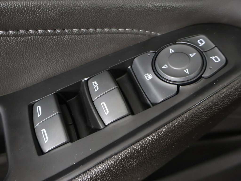 Used 2023 Chevrolet Traverse LT AWD/4WD image 41