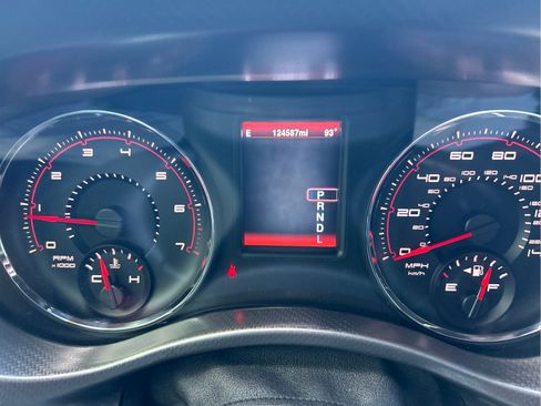 Used 2014 Dodge Charger SXT RWD image 26