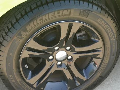 Used 2023 Dodge Charger SXT w/ Cold Weather Package RWD image 11