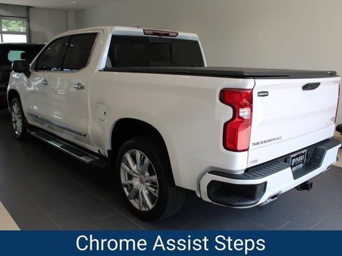 Certified 2024 Chevrolet Silverado 1500 High Country w/ High Country Premium Package AWD/4WD image 37