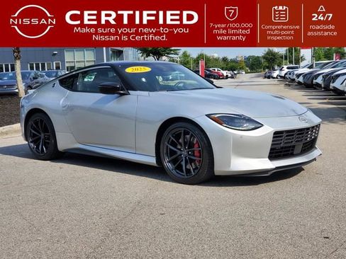 Certified 2025 Nissan Z Performance w/ Floor Mat Package RWD image 1