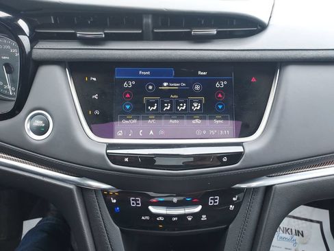 Used 2024 Cadillac XT5 Sportv w/ LPO, Red Accent Package AWD/4WD image 25