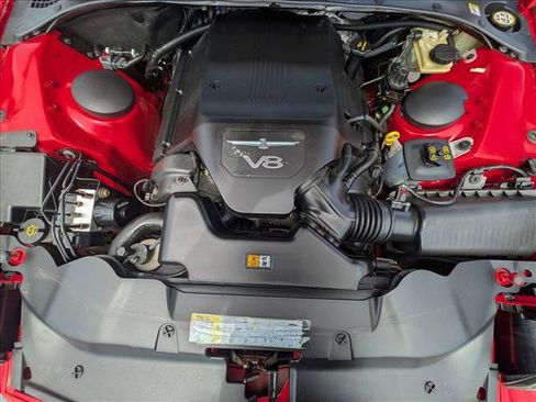 Used 2005 Ford Thunderbird RWD image 17