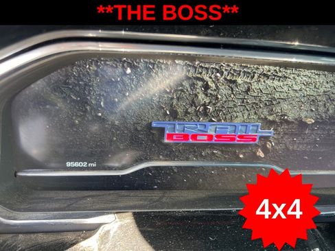 Used 2023 Chevrolet Silverado 1500 LT Trail Boss w/ LT Trail Boss Premium Package image 51