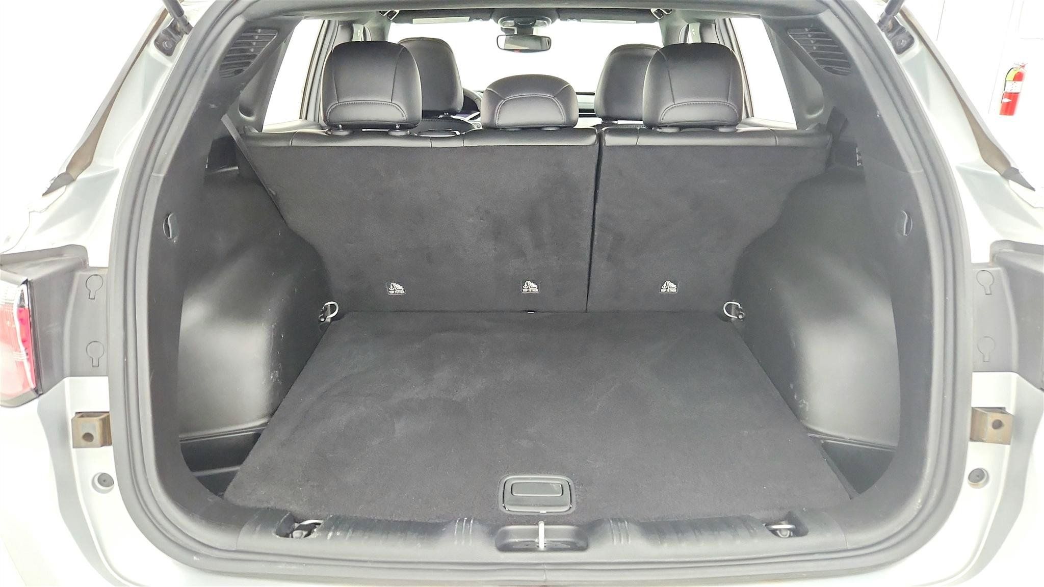 Used 2025 Jeep Compass Latitude AWD/4WD image 28