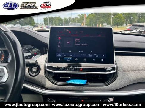Used 2022 Jeep Compass Latitude AWD/4WD image 15