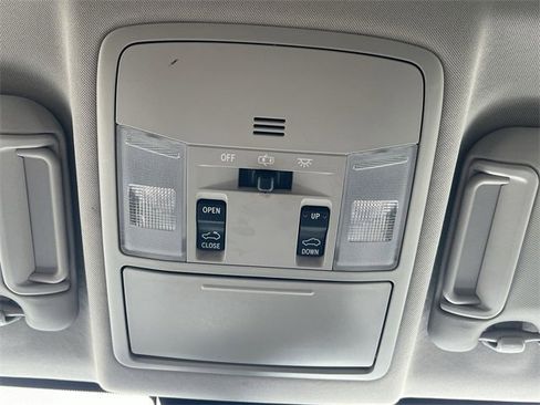 Used 2016 Toyota RAV4 Limited w/ Advanced Technology Package image 24