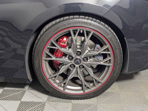 Used 2023 Chevrolet Corvette Stingray Premium Conv w/ Z51 Performance Package RWD image 12