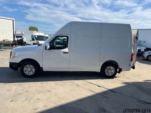 Used 2020 Nissan NV 2500 SV RWD image 4