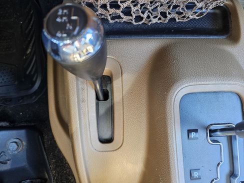 Used 2014 Jeep Wrangler Unlimited Sahara w/ Connectivity Group image 18