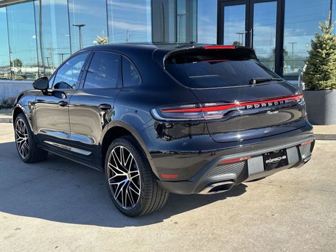 New 2026 Porsche Macan image 3