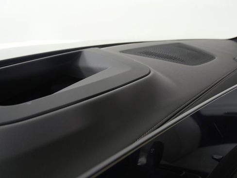 Used 2026 BMW X5 xDrive40i image 18