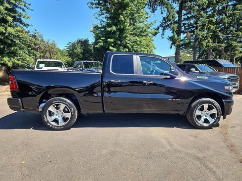 New 2026 RAM 1500 Express AWD/4WD image 8