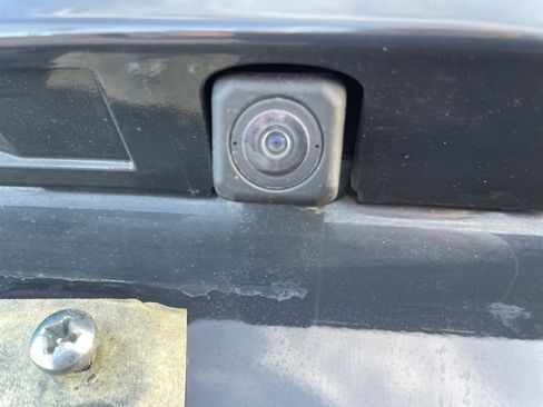 Used 2025 Toyota Corolla SE image 11