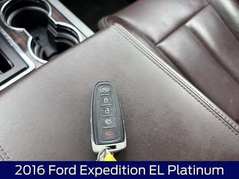 Used 2016 Ford Expedition EL Platinum AWD/4WD image 30