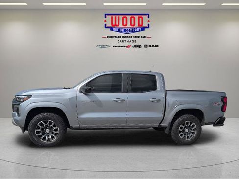 Used 2024 Chevrolet Colorado Z71 w/ Z71 Convenience Package 2 image 7
