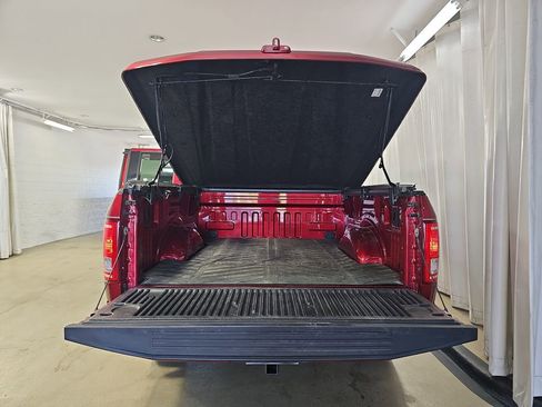 Used 2016 Ford F150 XLT w/ Equipment Group 302A Luxury AWD/4WD image 15
