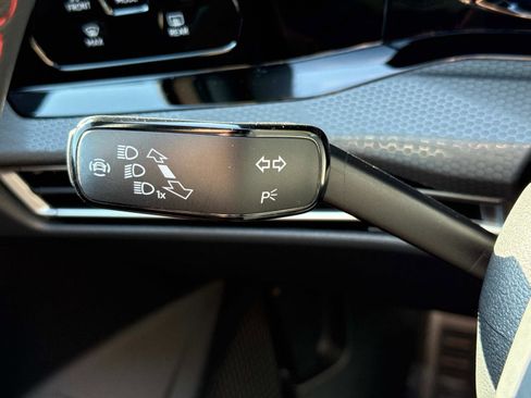 Used 2024 Volkswagen GTI Autobahn image 10