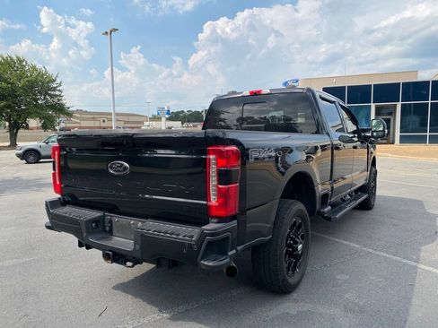 Used 2023 Ford F250 XLT w/ Black Appearance Package AWD/4WD image 7