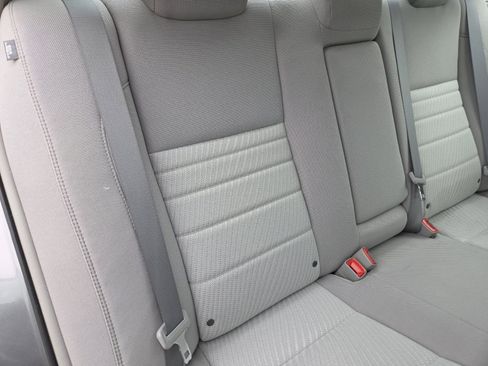 Used 2017 Toyota Camry LE FWD image 22