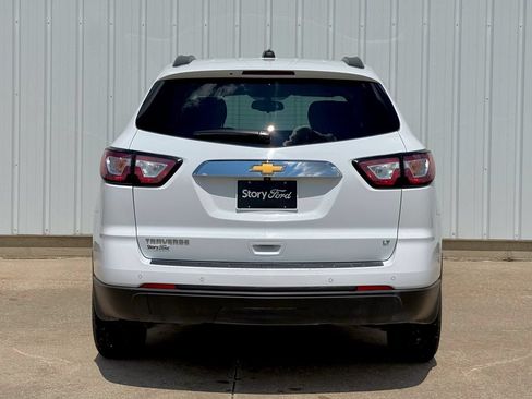 Used 2017 Chevrolet Traverse LT FWD image 5
