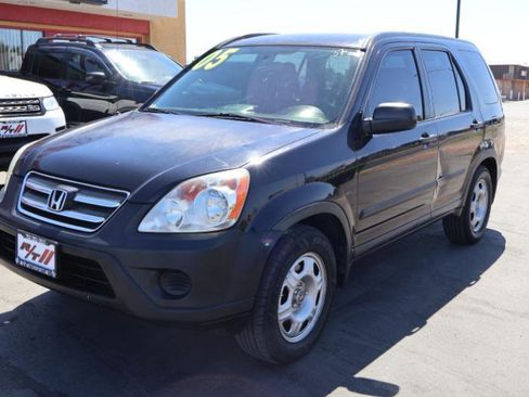 Used 2005 Honda CR-V LX image 4