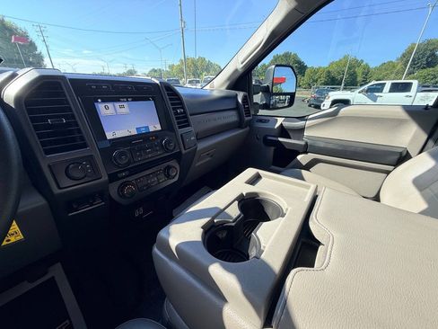 Used 2017 Ford F350 XL w/ STX Appearance Package AWD/4WD image 29