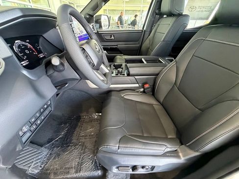 New 2026 Toyota Tundra Limited AWD/4WD image 17