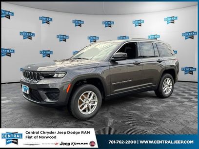 New 2025 Jeep Grand Cherokee Laredo X w/ Luxury Tech Group I