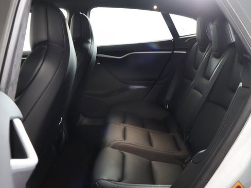 Used 2018 Tesla Model S P100D image 32