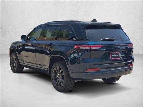New 2026 Jeep Grand Cherokee Limited AWD/4WD image 8