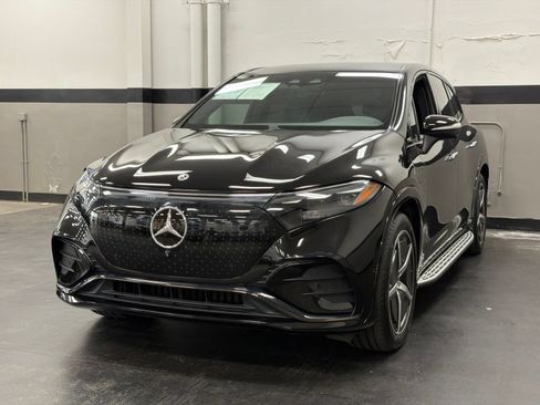 Used 2024 Mercedes-Benz EQS 450+ SUV image 5