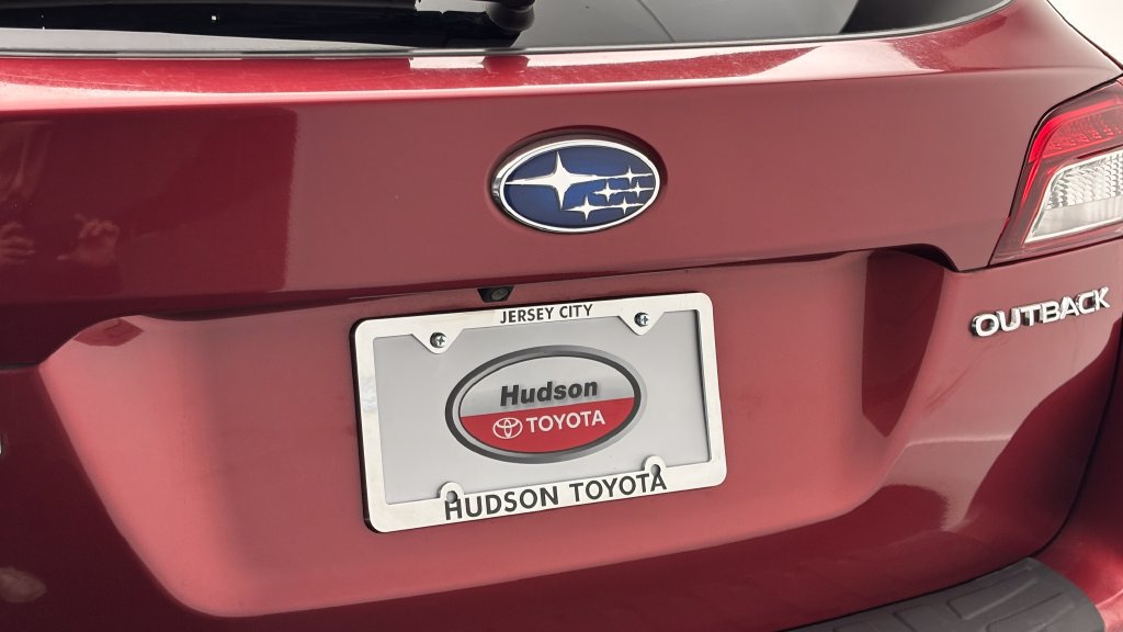 Used 2019 Subaru Outback 2.5i Limited AWD/4WD image 8