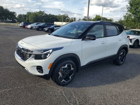 New 2026 Kia Seltos S image 2