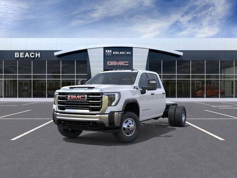 New 2026 GMC Sierra 3500 Pro w/ Convenience Package AWD/4WD image 8