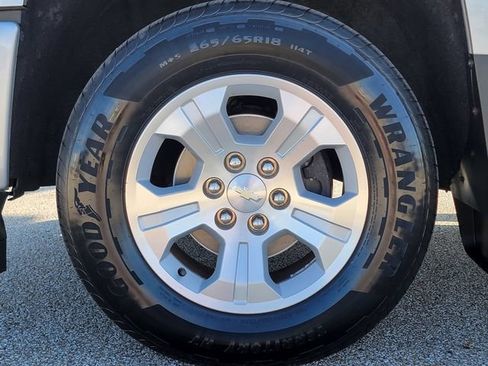 Used 2019 Chevrolet Silverado 1500 LT w/ All Star Edition AWD/4WD image 10
