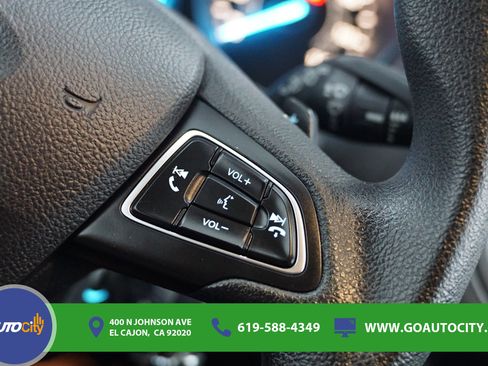 Used 2017 Ford Escape SE FWD image 20