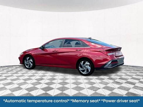New 2025 Hyundai Elantra Limited image 7